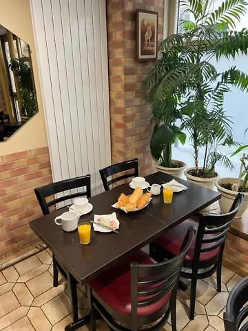 Hotel Jarry Confort Paris