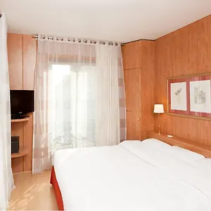 Western Ronceray Opéra Paris